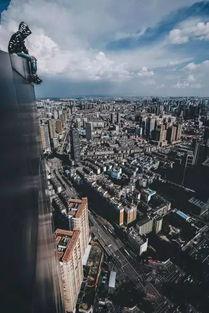 昆明高空爆料事件最新,高空惊魂，真相背后引关注
